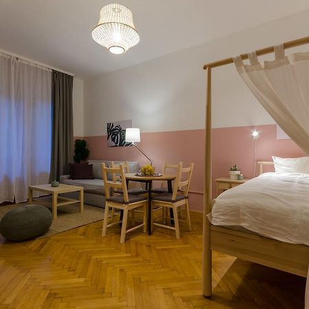 Okra Apartment Budapest Exterior photo