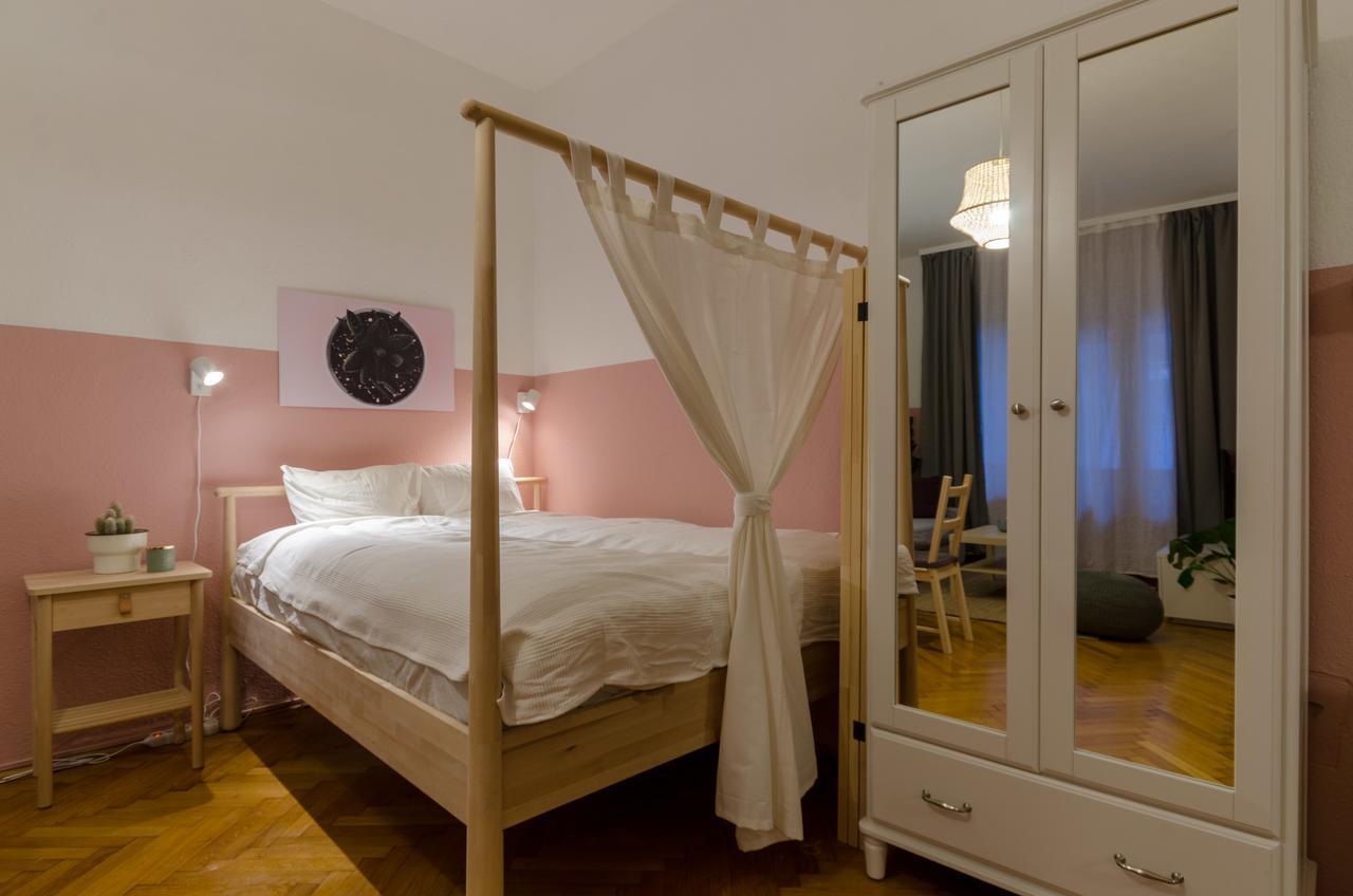 Okra Apartment Budapest Exterior photo