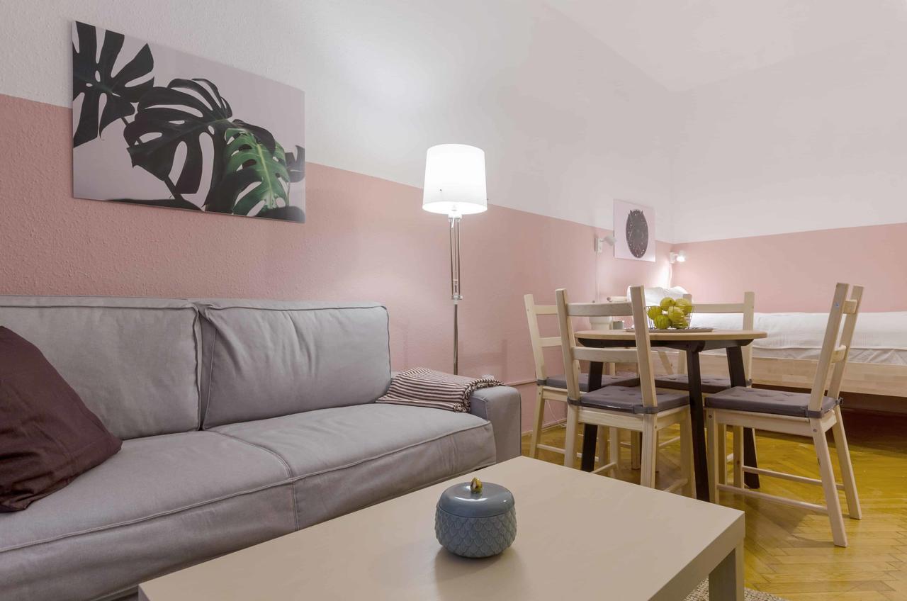 Okra Apartment Budapest Exterior photo